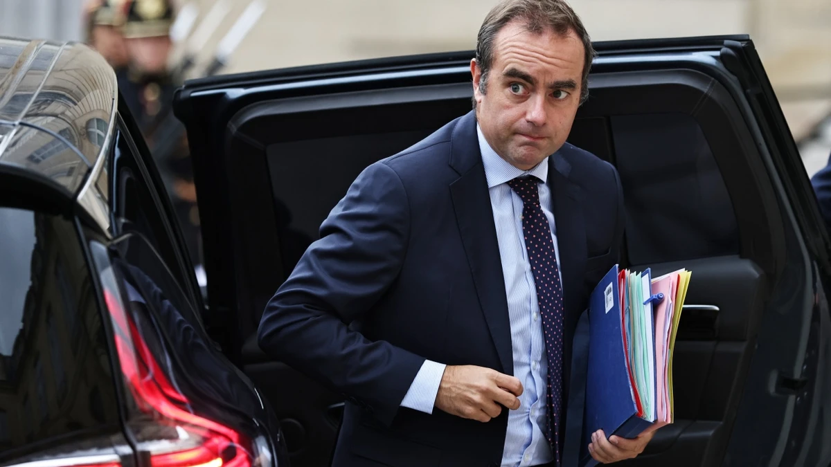 Sébastien Lecornu trifft vor seiner Ernennung zum Premier am Elysee-Palast in Paris ein. - Gao Jing/Xinhua/dpa