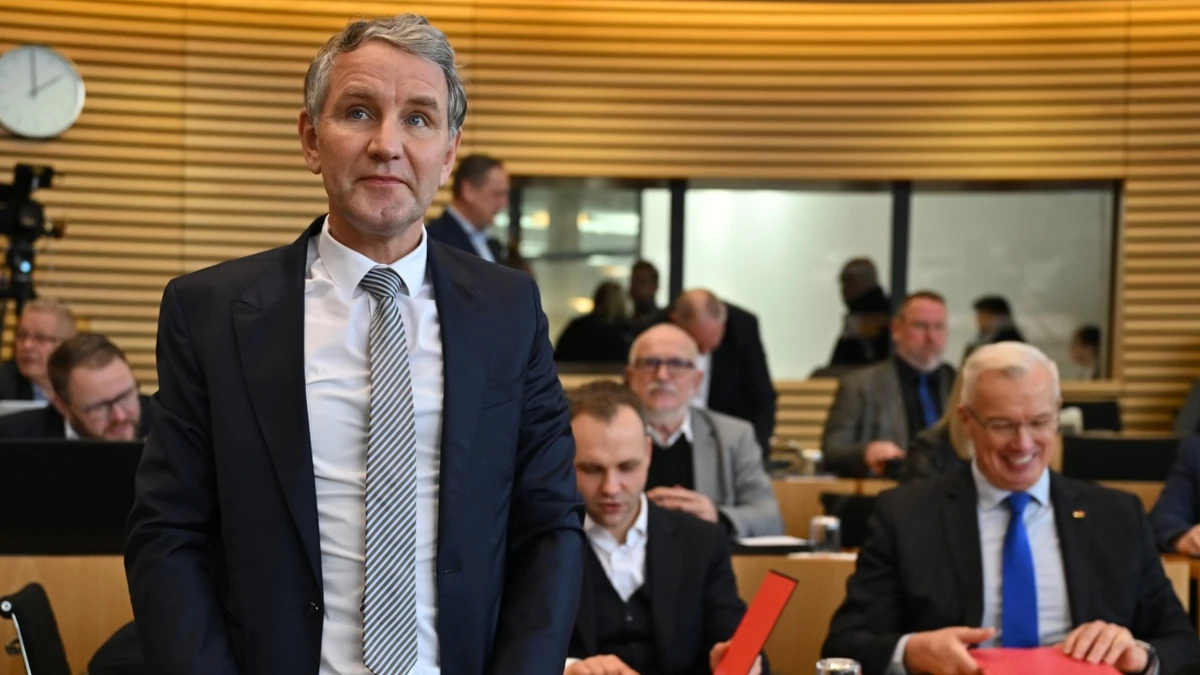 Der thüringische AfD-Fraktionschef Björn Höcke: Fast zwei Drittel der Rechtsextremisten in Thüringen rechnet der Landesverfassungsschutz der AfD zu - dpa