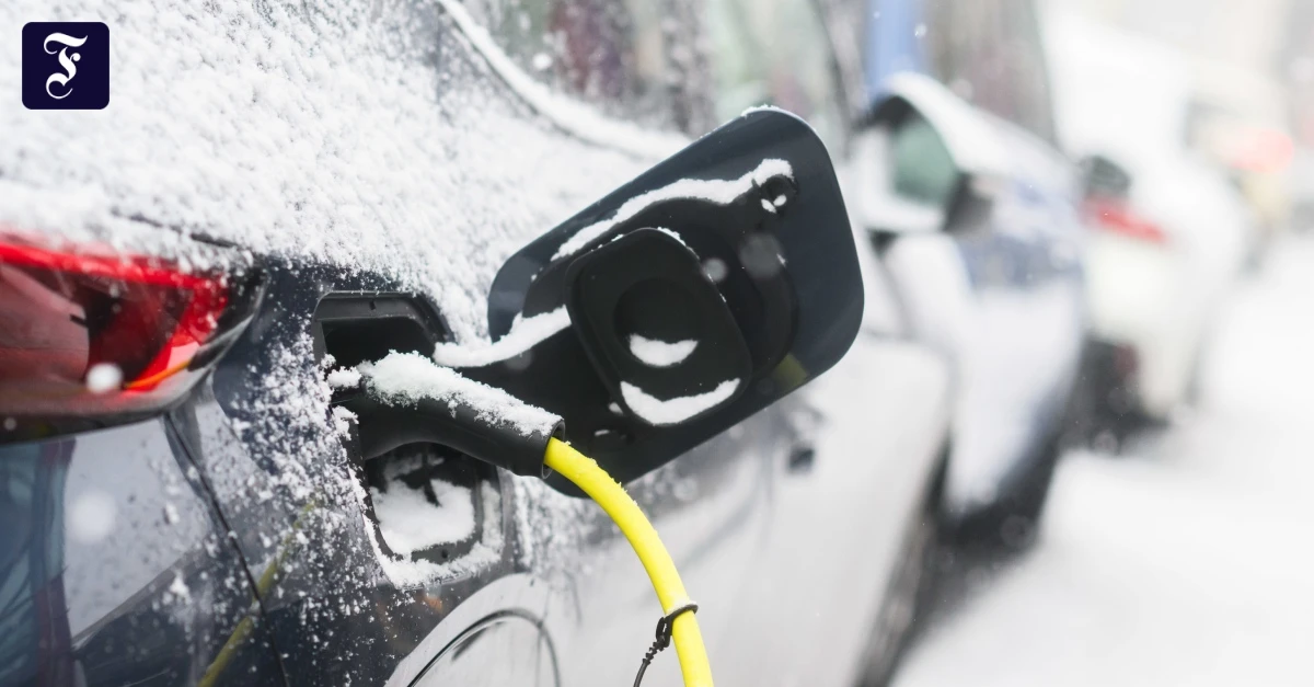Batterien-und-K-lte-Mit-dem-Elektroauto-durch-den-Winter