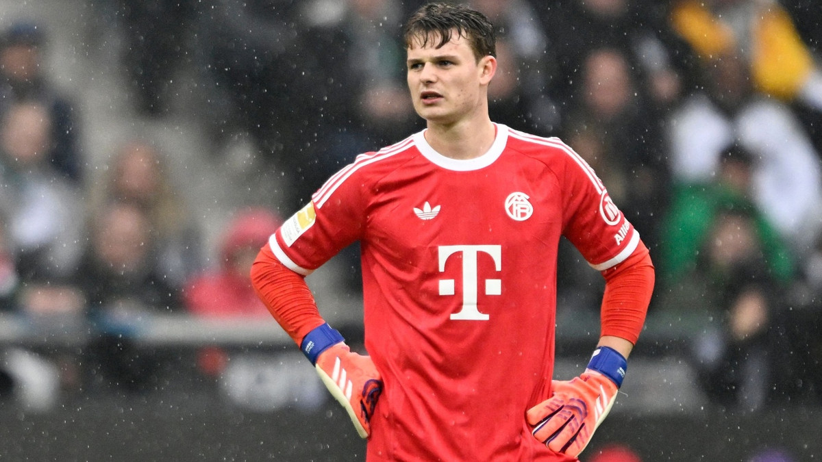 Will sich auszeichnen: Bayern-München-Torhüter Jonas Urbig - AFP