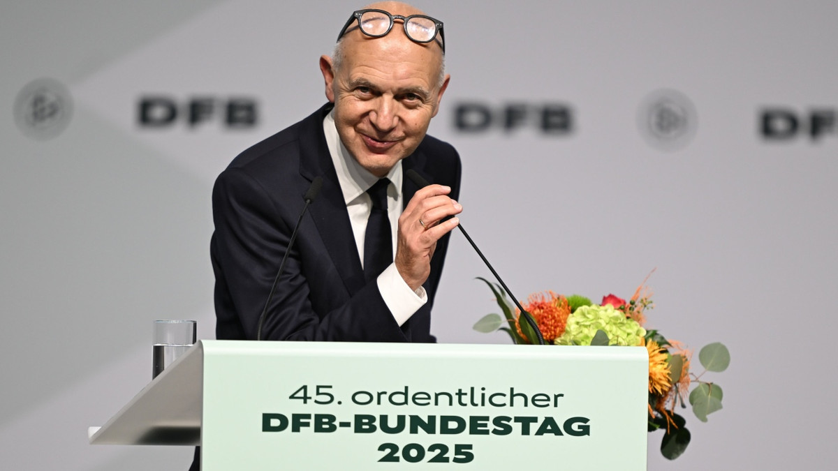 Bundestag in Frankfurt: Neuendorf bleibt DFB-Präsident – Sinning gewinnt Kampfabstimmung