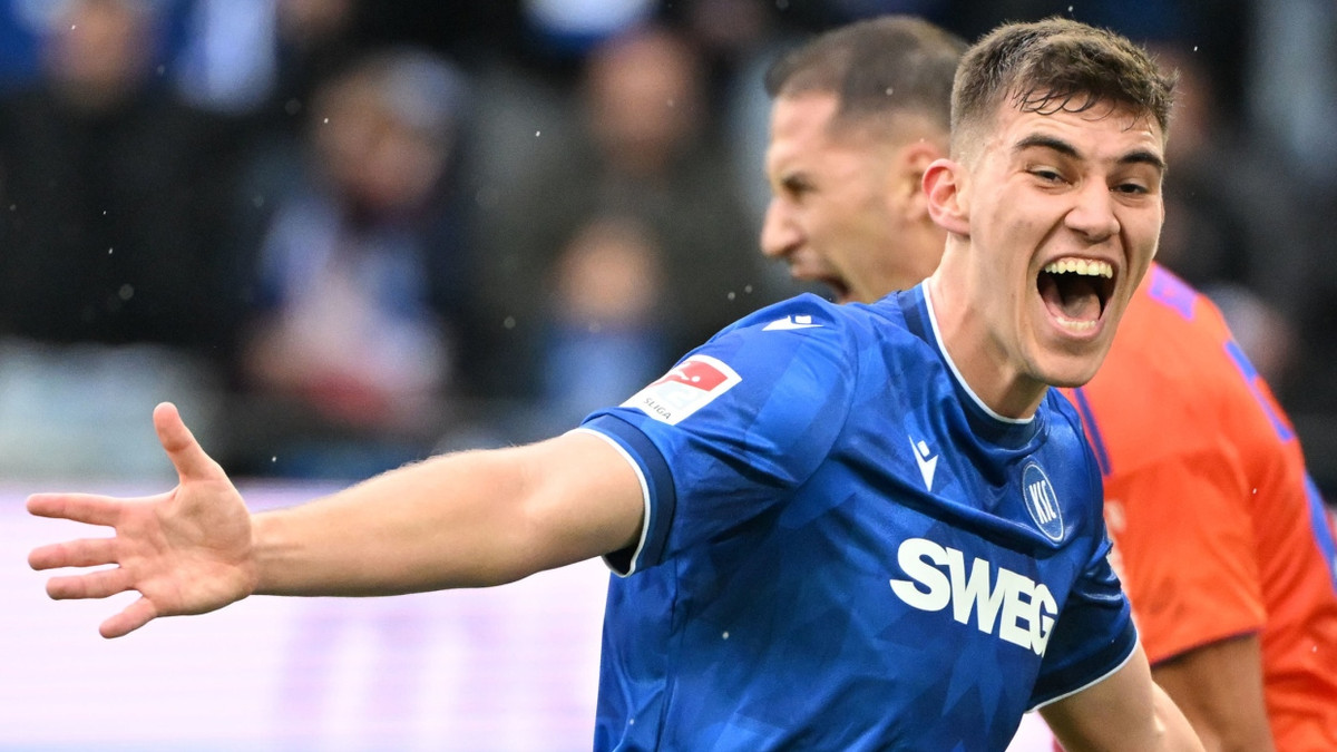 Zweite Bundesliga: Spitzenreiter Schalke verliert  – Hertha schlägt Dresden Zweite Bundesliga: Spitzenreiter Schalke verliert  – Hertha schlägt Dresden