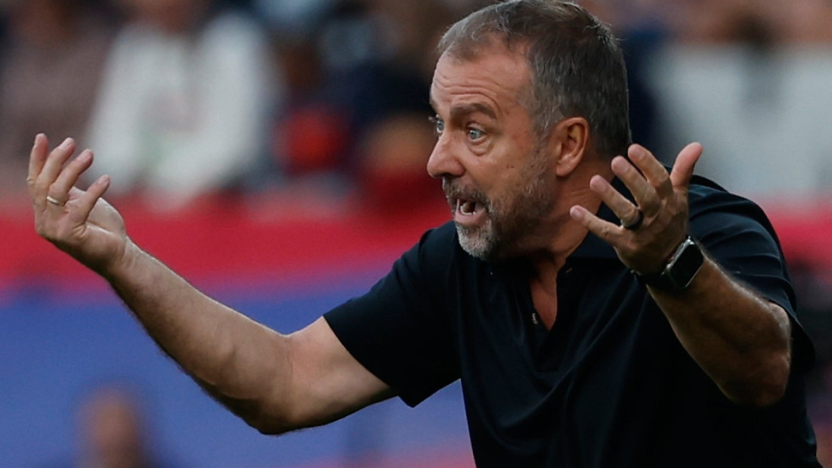Barcelonas Trainer fehlt nach einer Gelb-Roten Karte im Clásico an der Seitenlinie. - AP