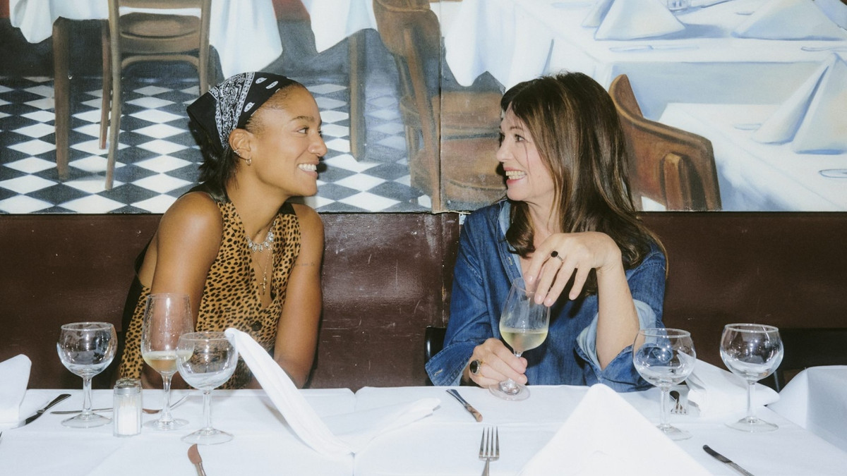 Iris Berben und Lary: „Früher nannte man uns leichte Mädchen“