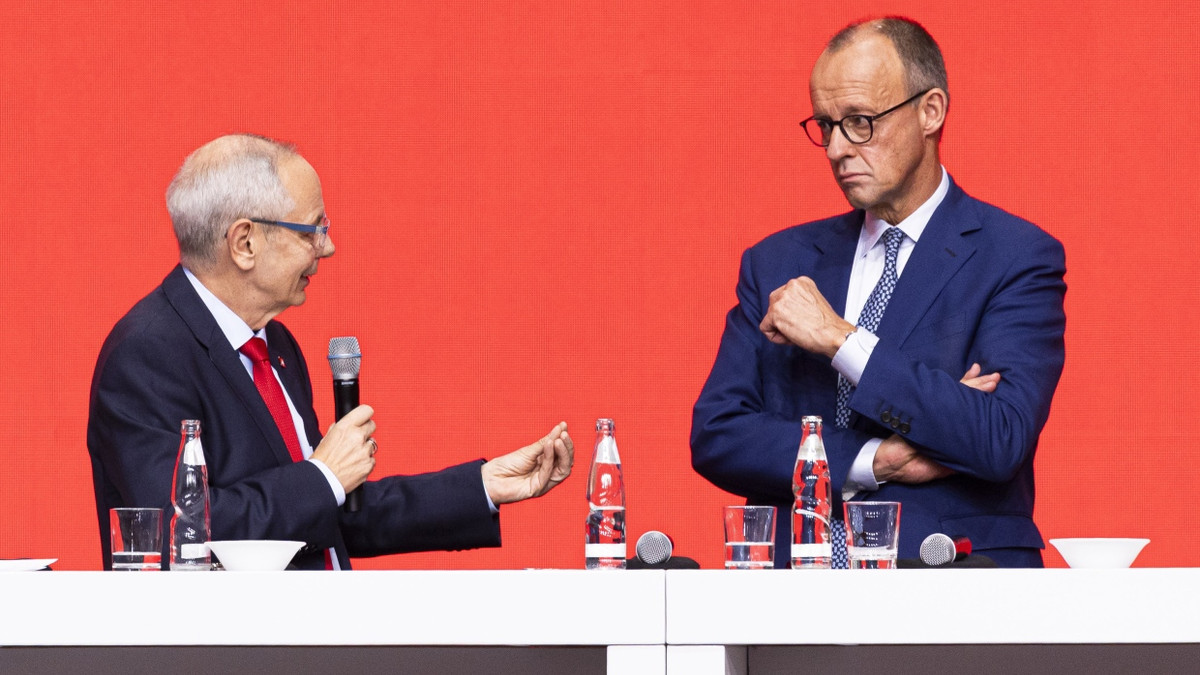 Bundeskanzler Friedrich Merz zu Gast bei der Chemie-Gewerkschaft IG BCE - dpa