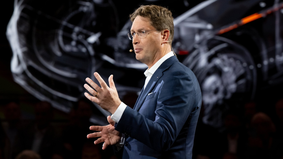 Ola Källenius unter Druck: Die zweite Chance des Mercedes-Chefs Ola Källenius unter Druck: Die zweite Chance des Mercedes-Chefs