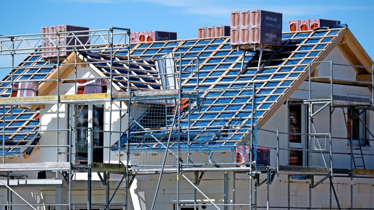 Sparen für den Hauskauf: „Gerade wer bei null startet, muss genug Ausdauer mitbringen“