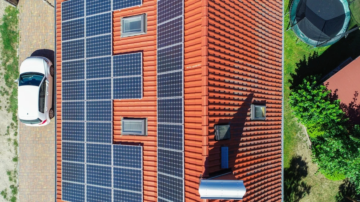 Erneuerbare Energien: So versteuern Sie selbst erzeugten Strom richtig