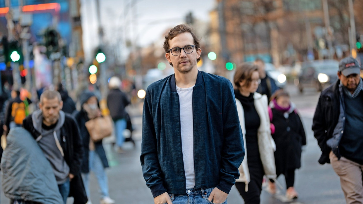 Jakob Thomä im Porträt Der die Toten zählt