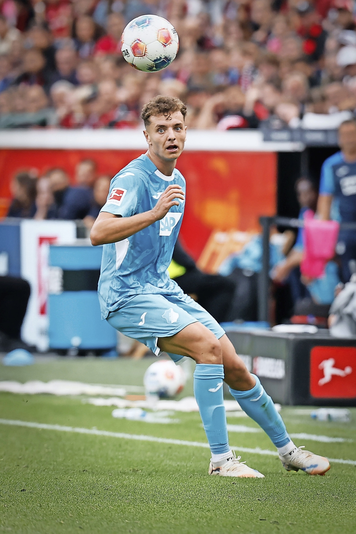 Mit Mobilität, Eleganz und Spielfreude: Fisnik Asllani