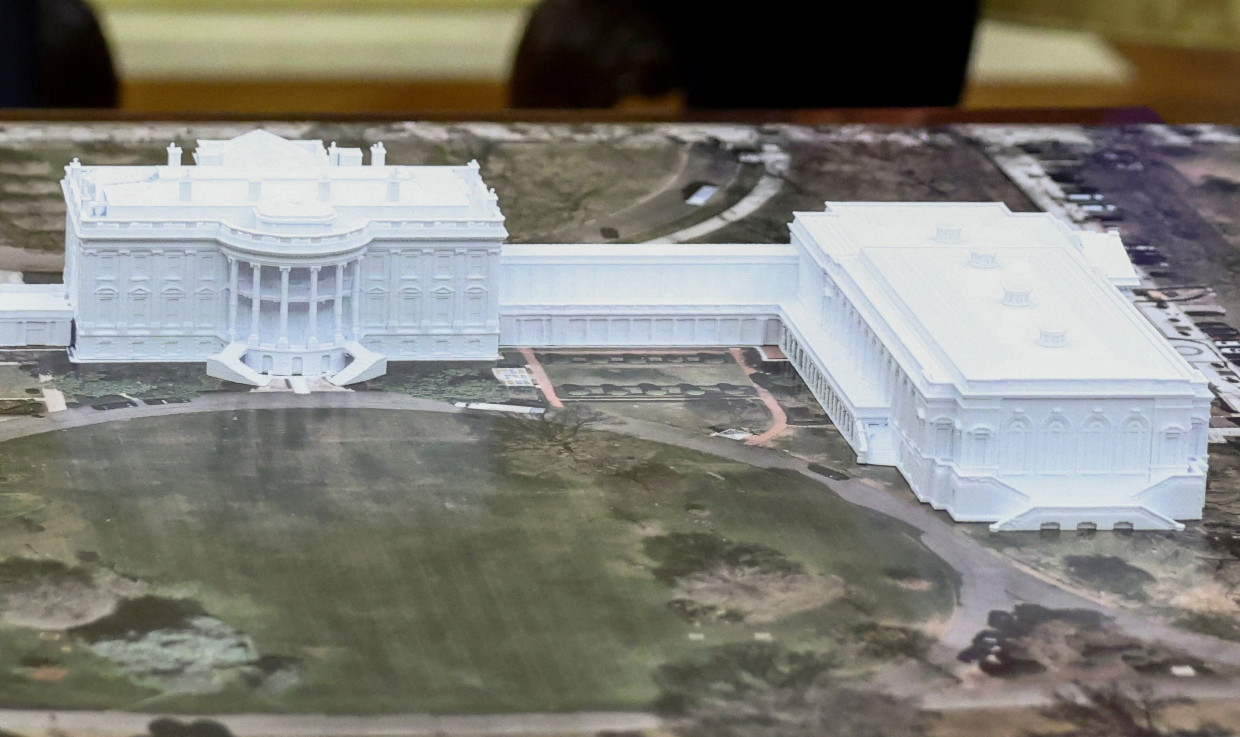 Donald Trump präsentierte vergangenen Mittwoch ein Modell des Weißen Hauses mit dem geplanten Ballsaal.