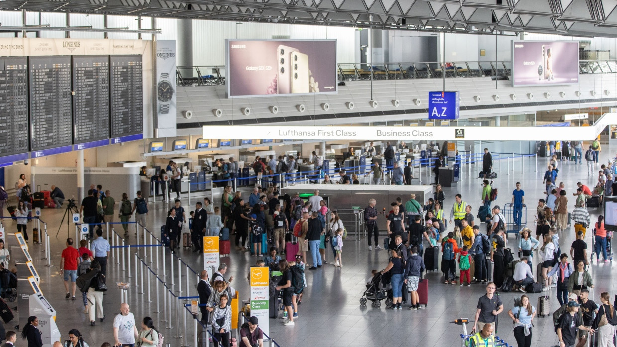 Wie Viele Menschen Arbeiten Am Frankfurter Flughafen www.faz.net