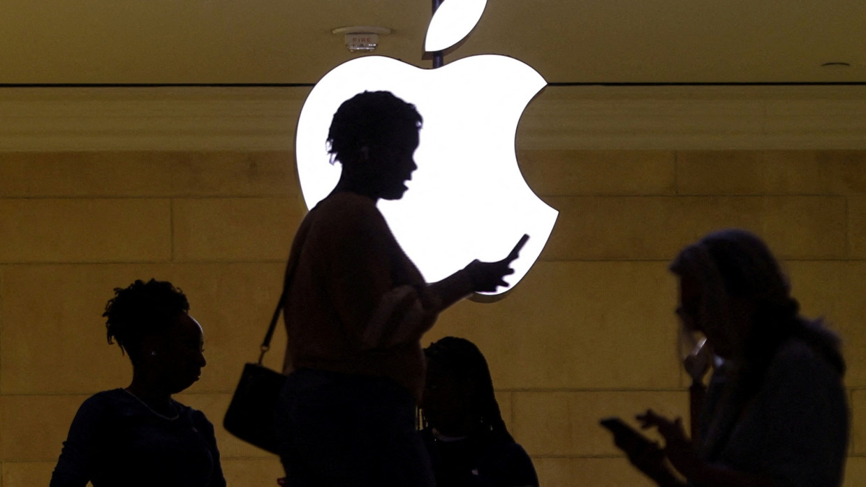 20 Millionen Briten zahlten zu hohe Gebühren für Apps auf ihrem iPhone.