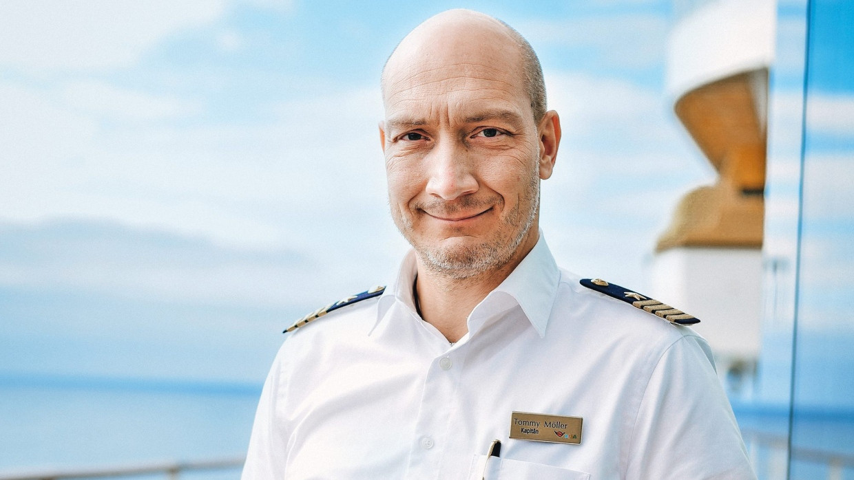Tommy Möller arbeitet heute auf dem größten Schiff der Aida: der Cosma.