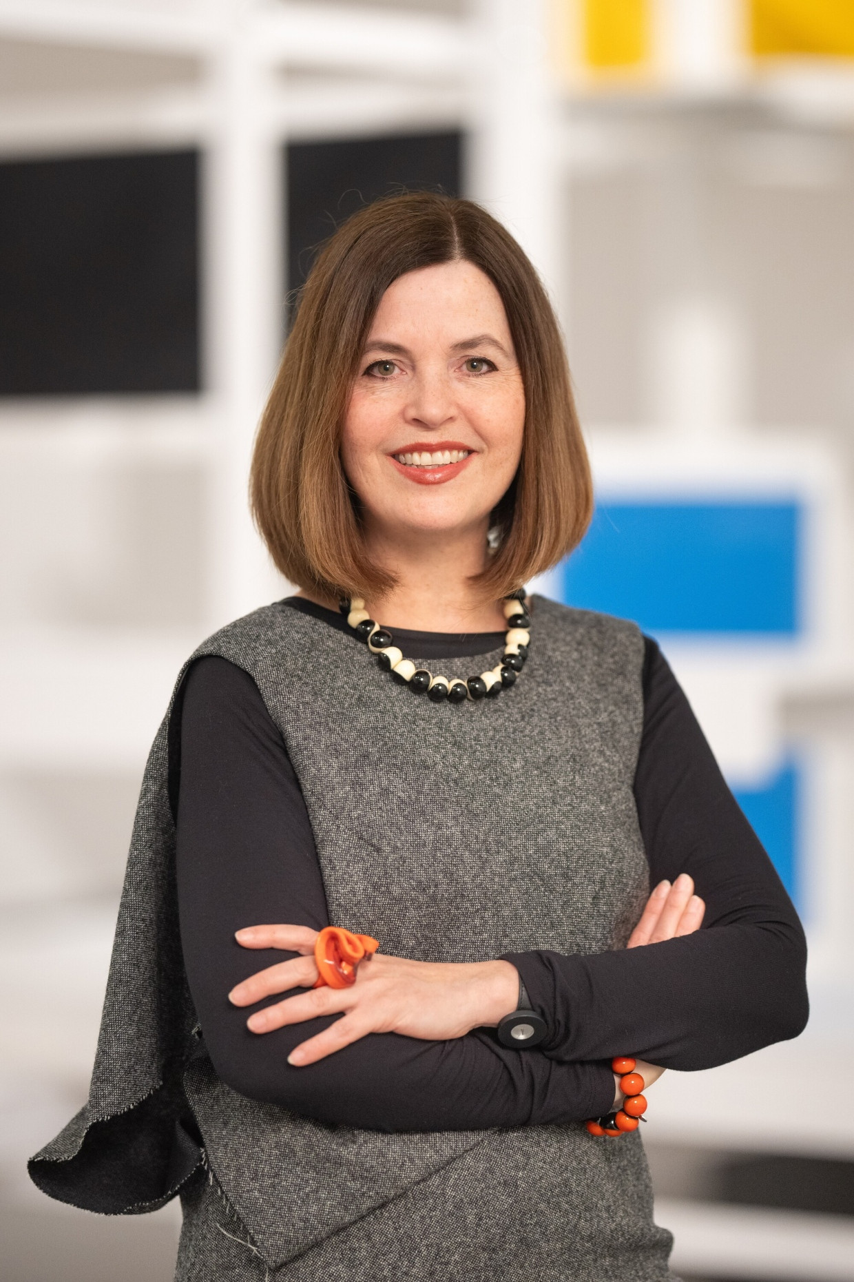 Katia Baudin wurde 1967 in Neuilly-sur-Seine geboren und wuchs in New York auf. Seit 2016 ist sie Leiterin der Kunstmuseen Krefeld.