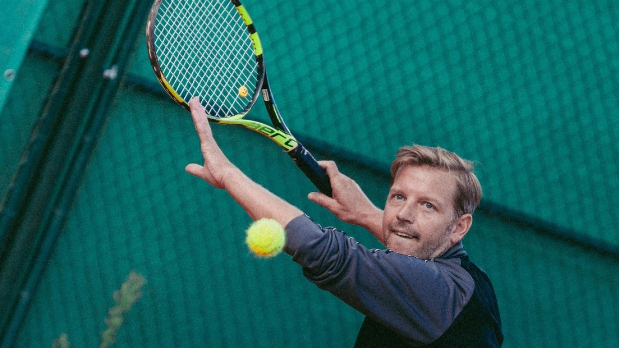 Macht auf auf dem Tennisplatz eine gute Figur: Florian Kohfeldt.