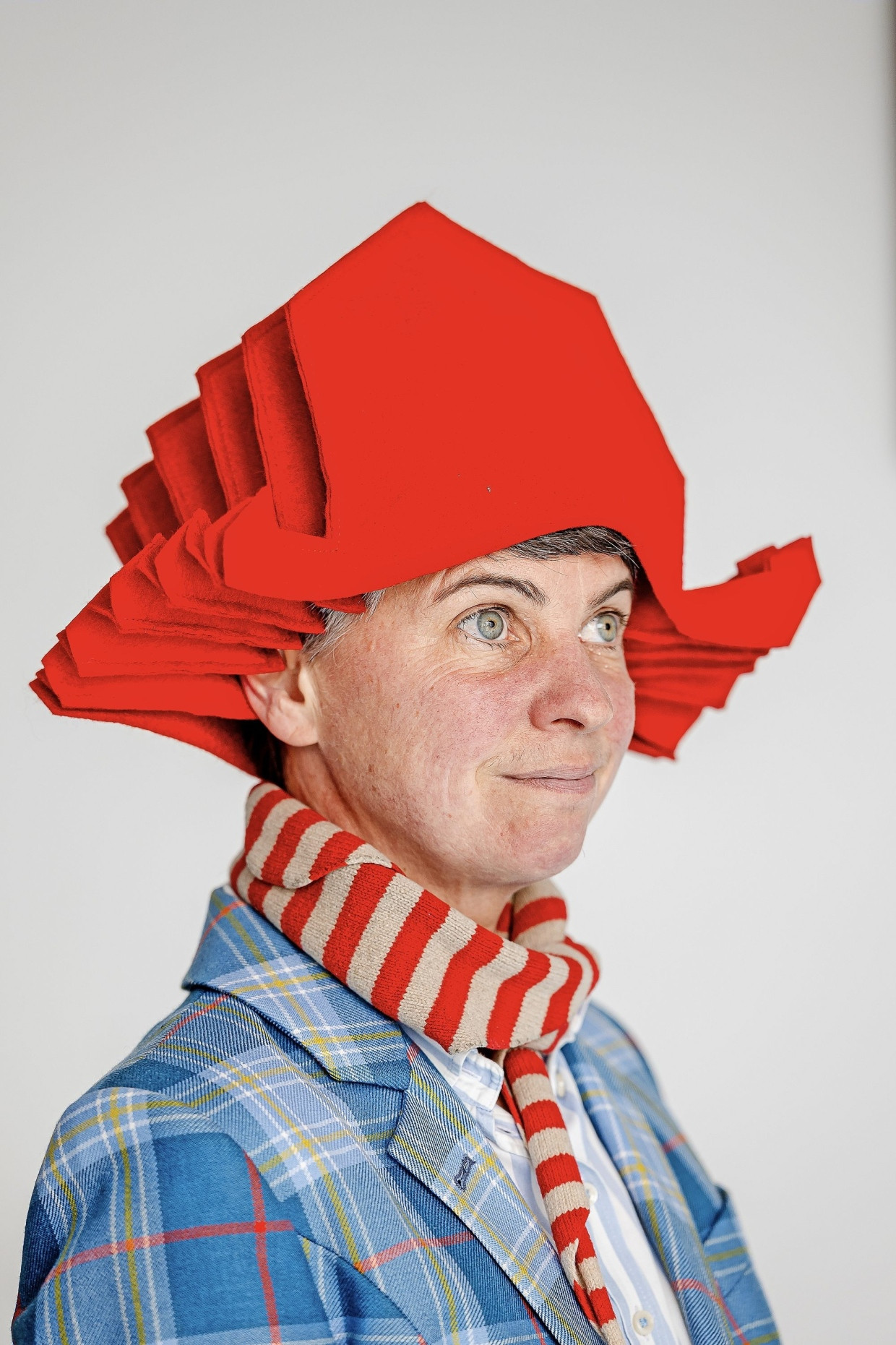 Susanne Schmitt ist Hutmacherin in Darmstadt.