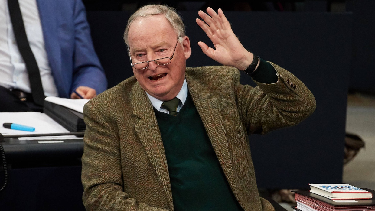 AfD: Alexander Gauland steht zu Ex-Mitarbeiter | FAZ