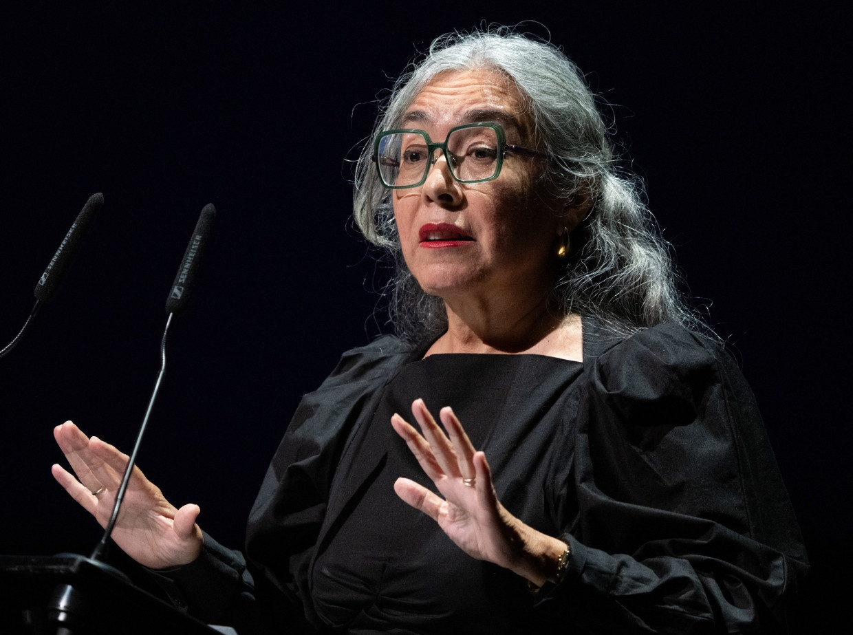 Curator in Residence Cristina Rivera Garza ließ das Publikum gemeinsam atmen.