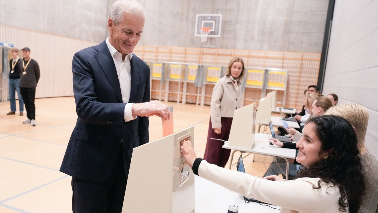 Votação: Jonas Gahr Støre, líder do Partido Trabalhista, em Oslo na segunda-feira