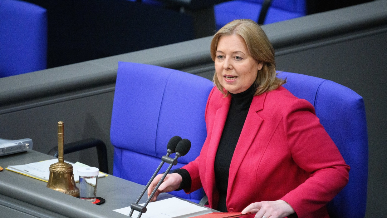 Bärbel Bas Kündigt Strengere Maßnahmen Gegen Bürgergeld Betrug An Mitwirkungspflichten Im Fokus - aag22vr