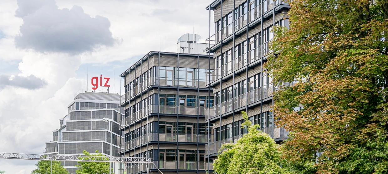 Hightech statt Brunnen: So arbeitet die GIZ Hightech statt Brunnen: So arbeitet die GIZ