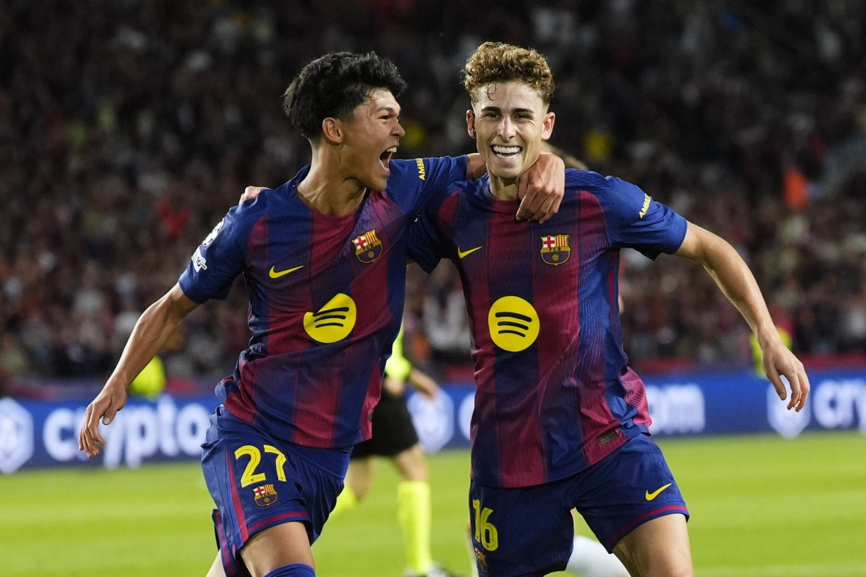 Der FC Barcelona hatte viel Spaß beim Spiel gegen Piräus.