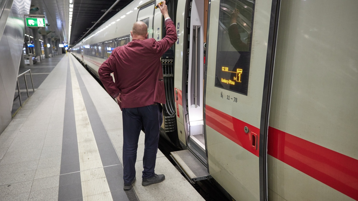 Was Verdient Man Als Zugbegleiter Bei Der Db www.faz.net