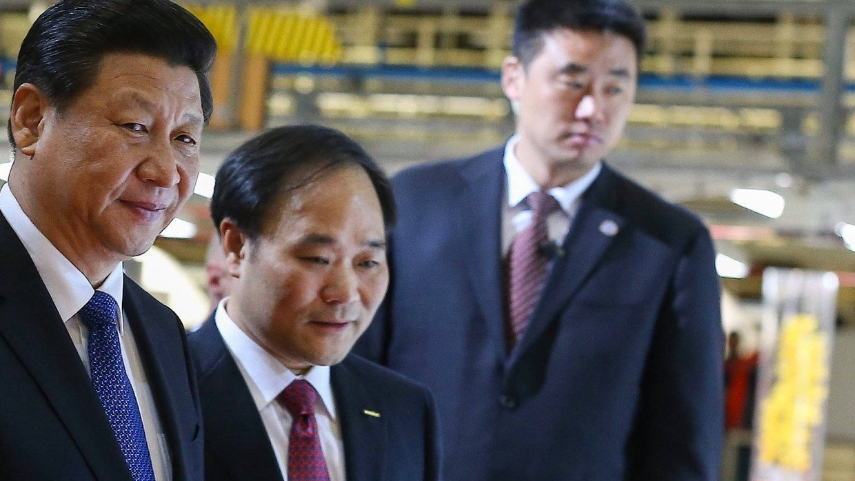 Li Shufu Daimlers neuer Großaktionär kommt ins Kanzleramt