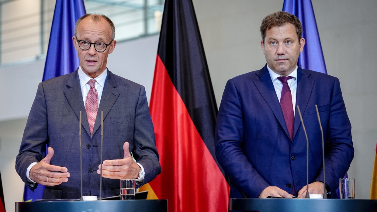 Die Bundesregierung sollte ein gutes Beispiel geben: Kanzler Friedrich Merz (CDU) und Finanzminister Lars Klingbeil (SPD)