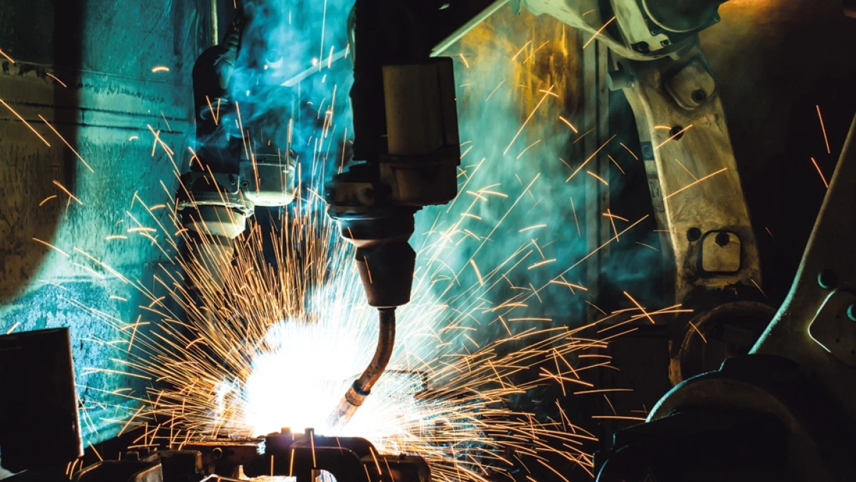 Autos: Leichte und crashsichere Fahrzeuge wären ohne hoch- und neuerdings ultrahochfeste Stahlbleche kaum möglich. Autos: Leichte und crashsichere Fahrzeuge wären ohne hoch- und neuerdings ultrahochfeste Stahlbleche kaum möglich.