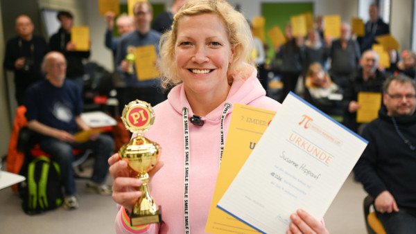 In Deutschland in ihrer eigenen Liga: Susanne Hippauf hat bei den Emder Meisterschaften im Aufsagen der Pi-Nachkommastellen ihren deutschen Rekord verbessert.